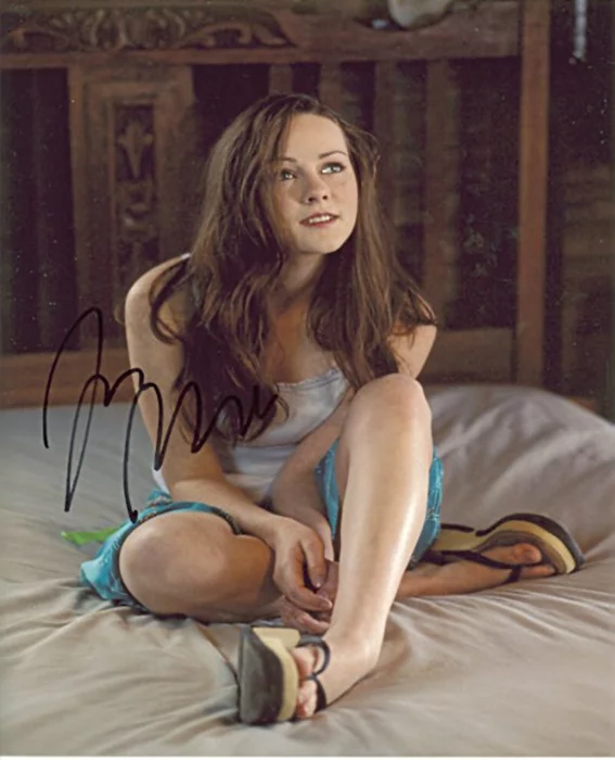 Jena Malone autograph