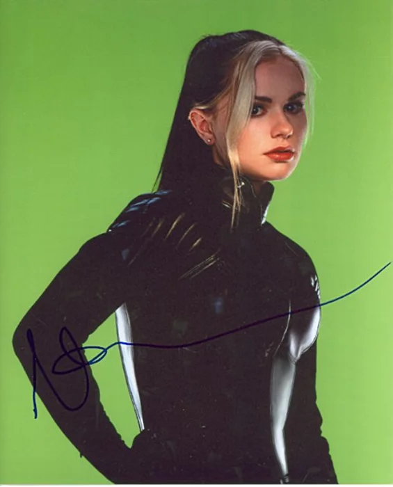 Anna Paquin autograph
