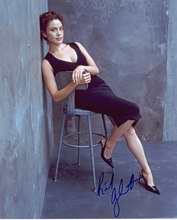 Reiko Aylesworth autograph