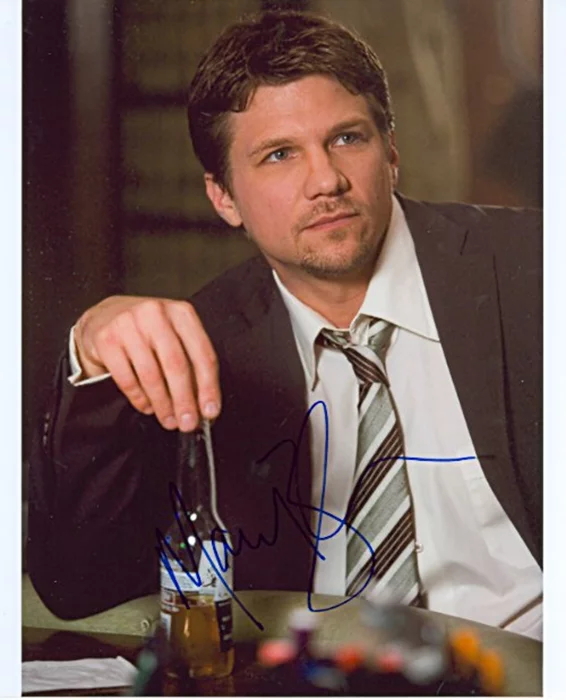 Marc Blucas autograph