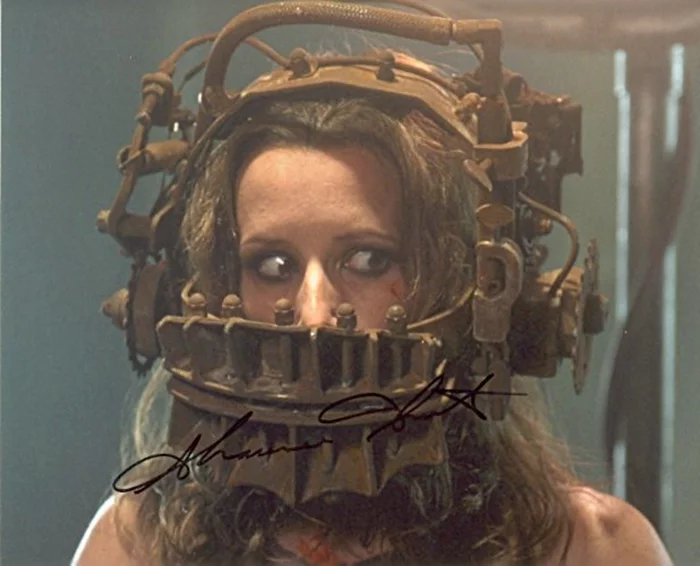 Shawnee Smith autograph