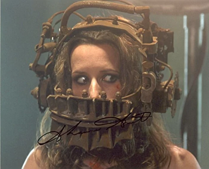 Shawnee Smith autograph