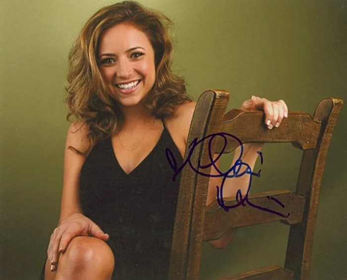 Christine Lakin autograph