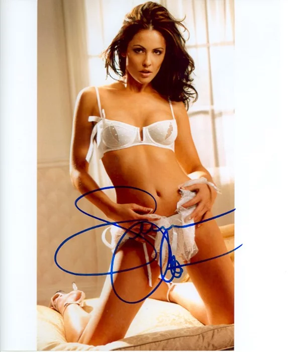Summer Altice autograph