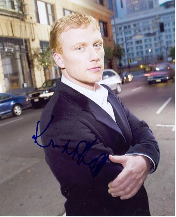 Kevin McKidd autograph
