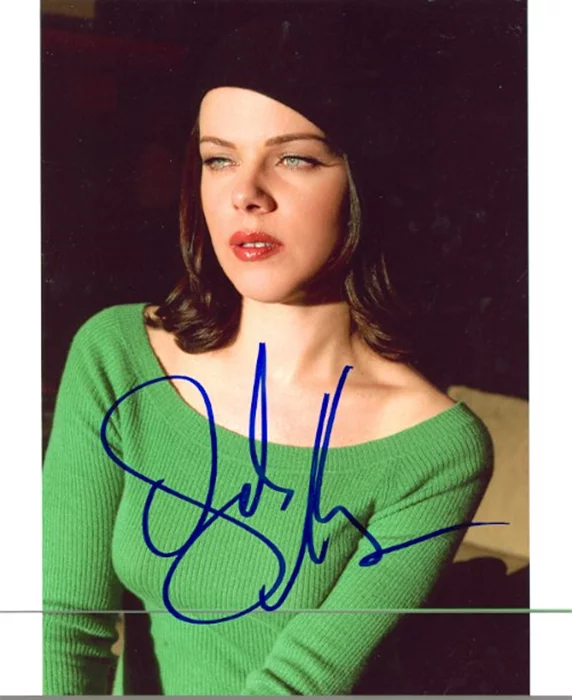 Debi Mazar autograph