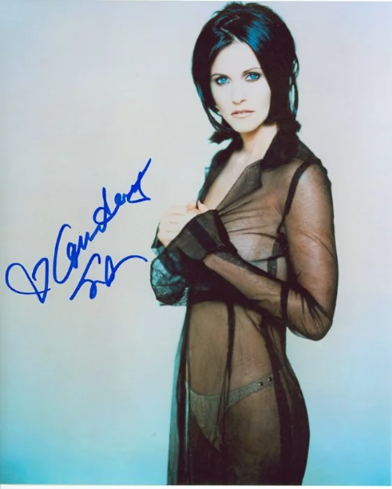 Courteney Cox autograph