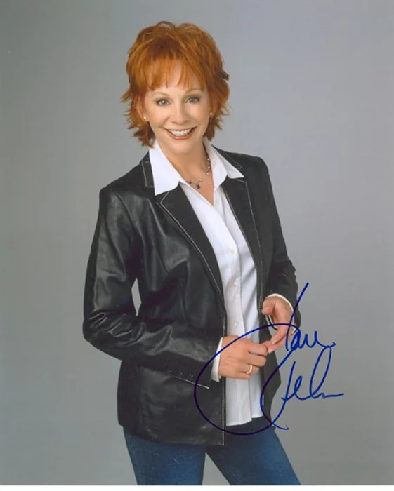 Reba McEntire autograph