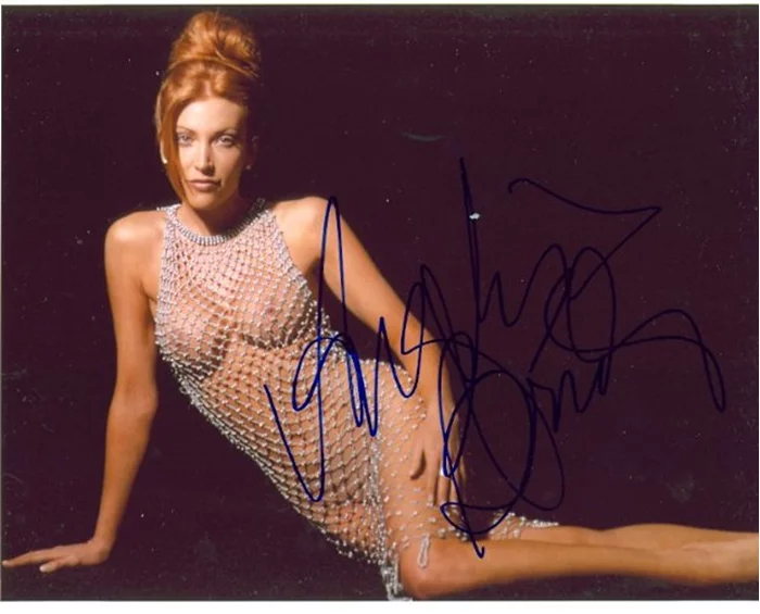 Angelica Bridges autograph