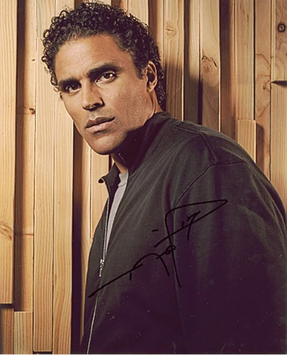 Rick Fox autograph