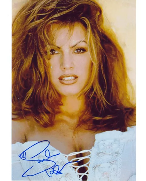 Sandra Taylor autograph