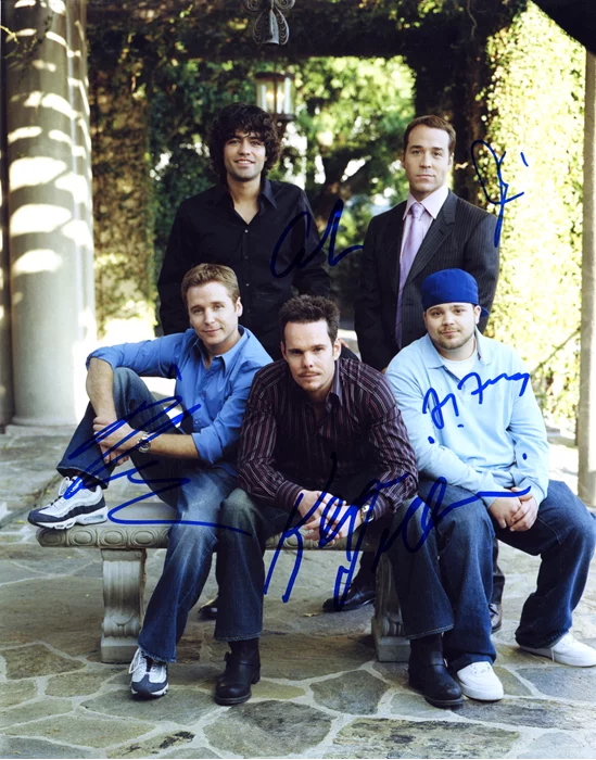 Entourage autograph