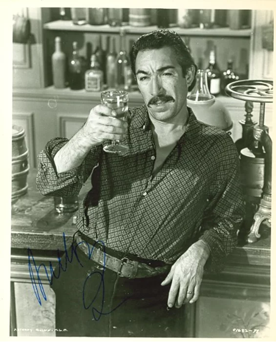 Anthony Quinn autograph