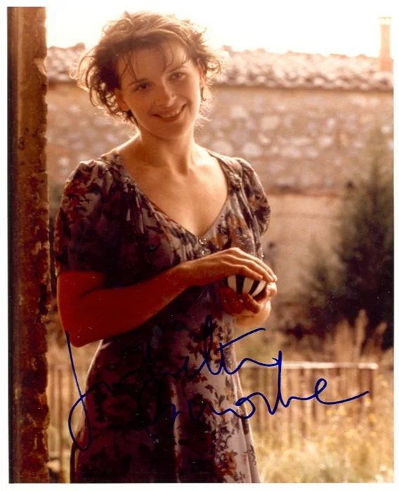 Juliette Binoche autograph