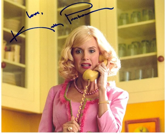 Kelly Preston autograph