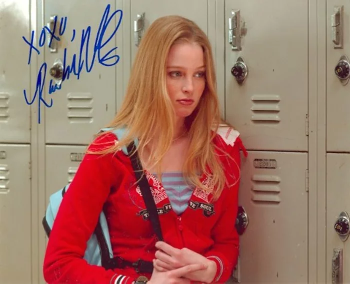 Rachel Nichols autograph