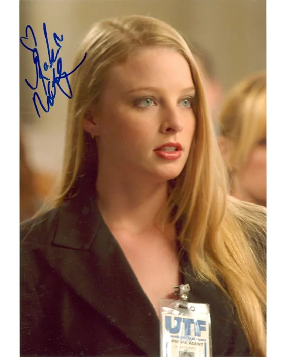 Rachel Nichols autograph