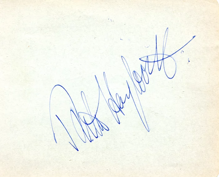 Rita Hayworth autograph