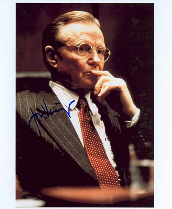 Jon Voight autograph