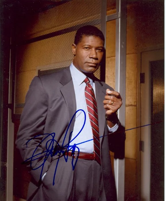 Dennis Haysbert autograph