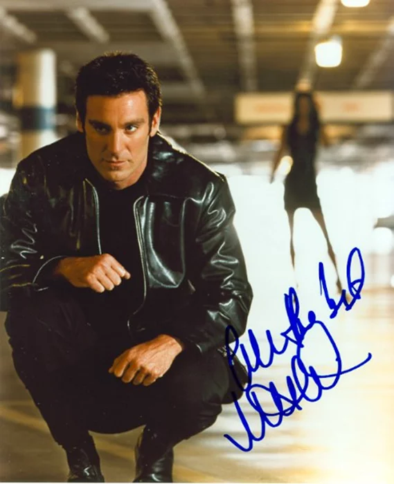 Michael T. Weiss autograph