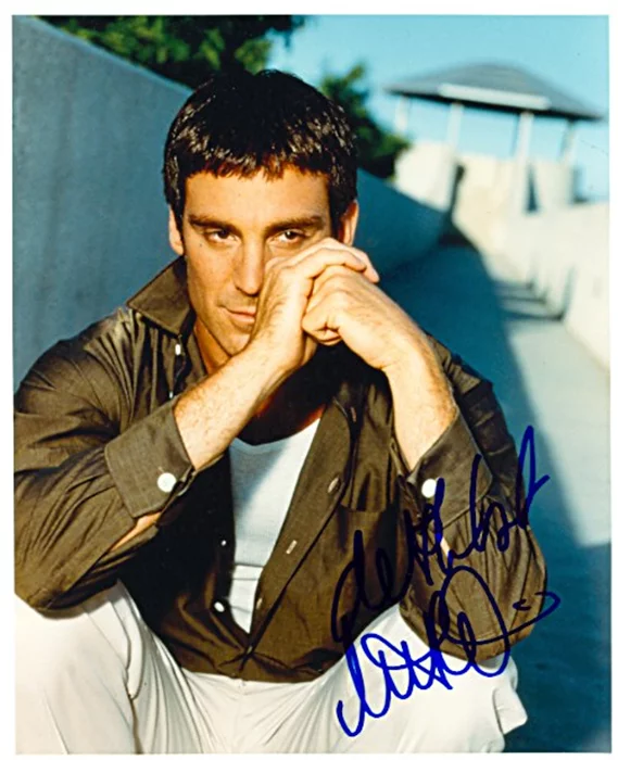 Michael T. Weiss autograph
