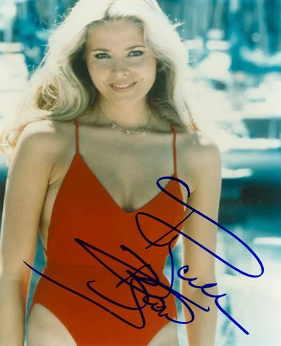 Priscilla Barnes autograph