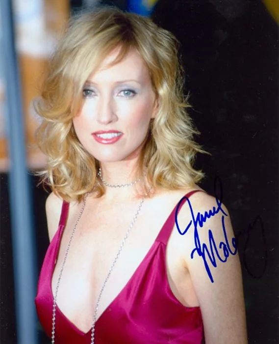Janel Moloney autograph