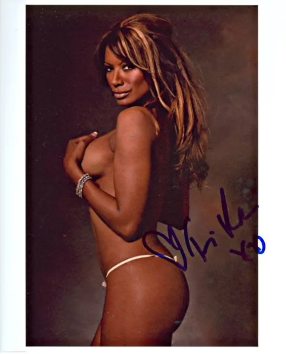 Traci Bingham autograph