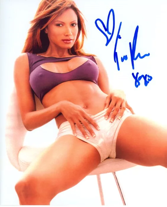 Traci Bingham autograph