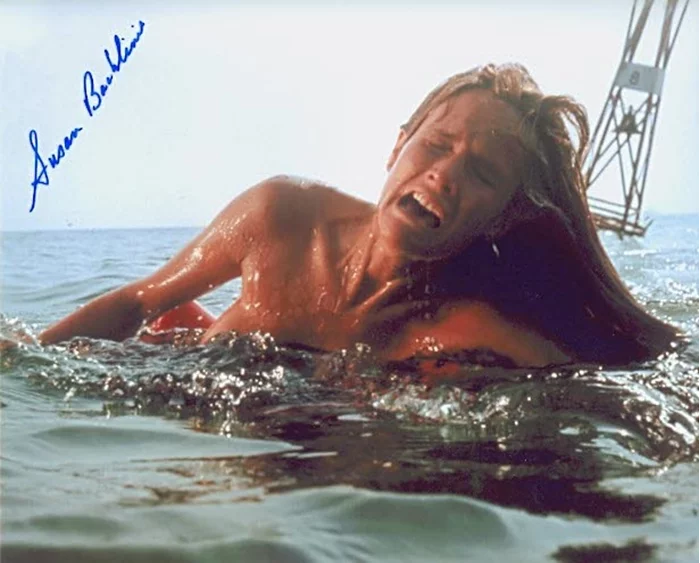 Susan Backlinie autograph