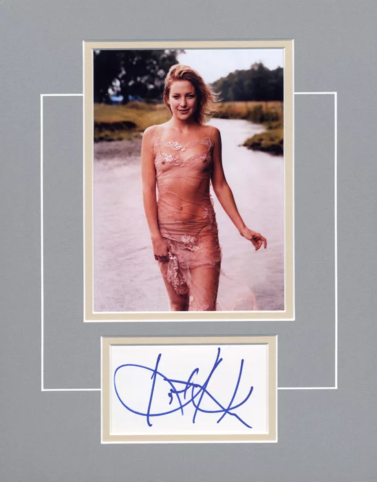 Kate Hudson autograph