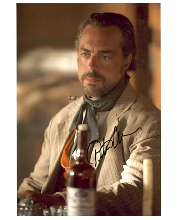 Titus Welliver autograph