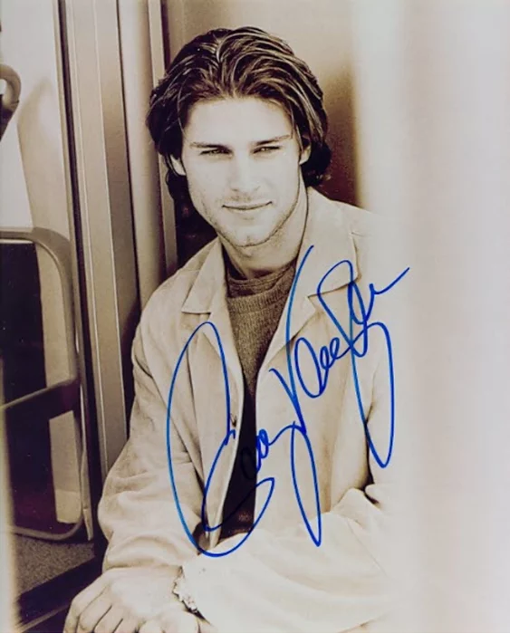Greg Vaughan autograph