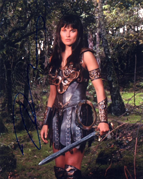 Lucy Lawless autograph