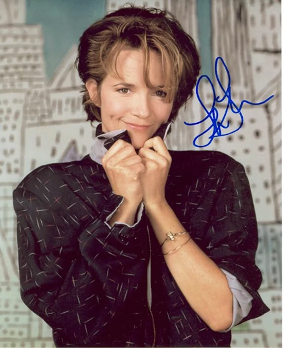 Lea Thompson autograph