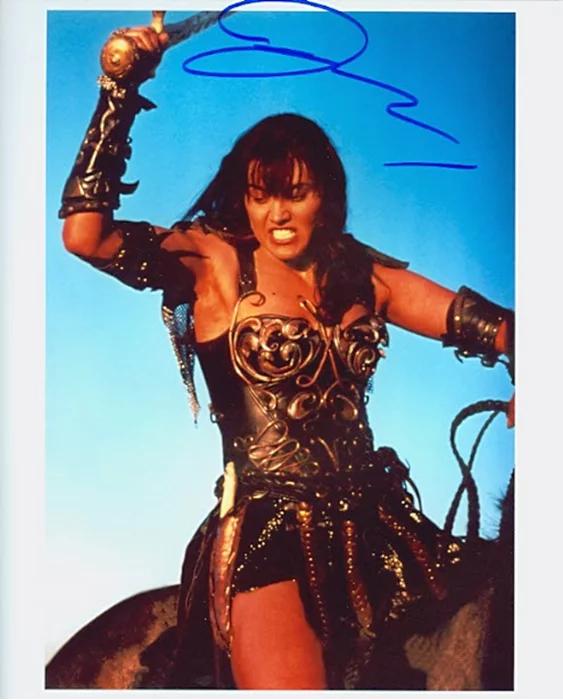 Lucy Lawless autograph