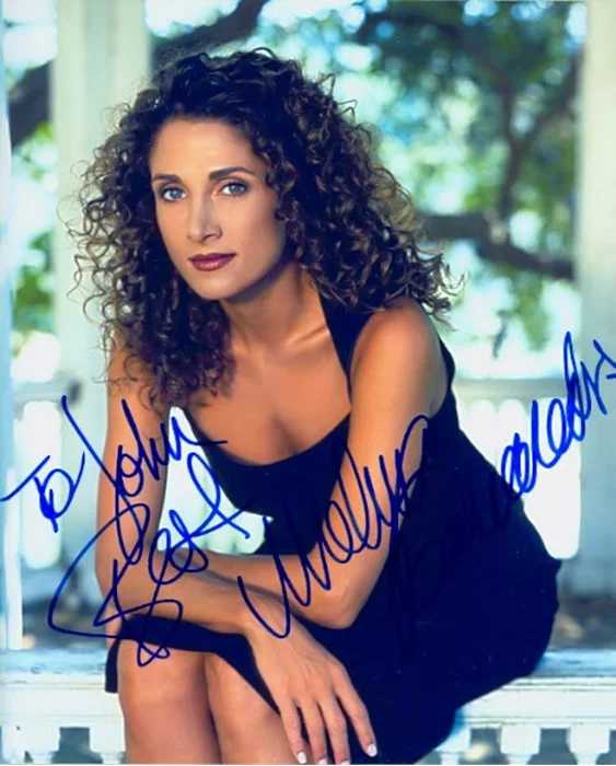 Melina Kanakaredes autograph