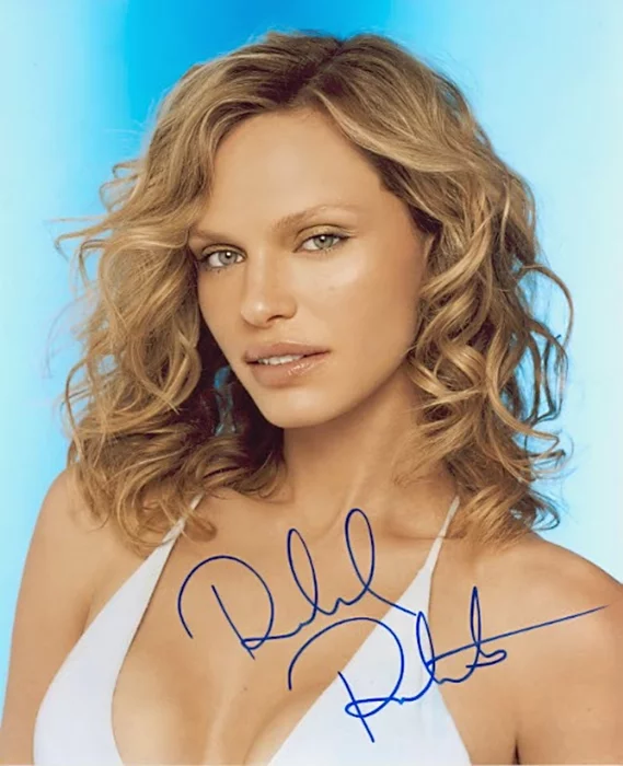 Rachel Roberts autograph