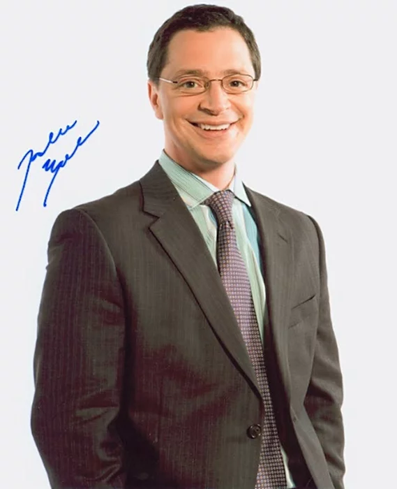Joshua Malina autograph
