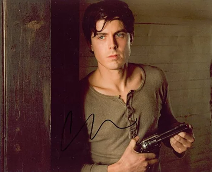 Casey Affleck autograph