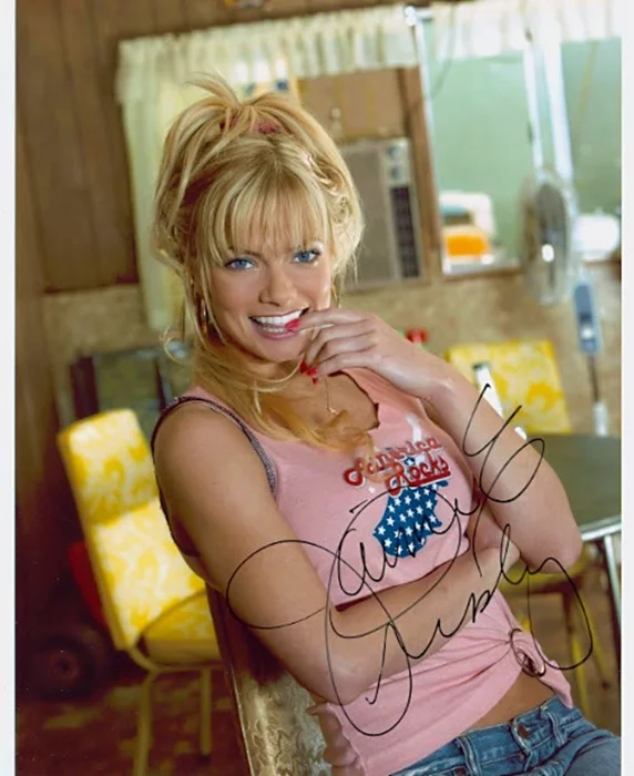 Jaime Pressly autograph