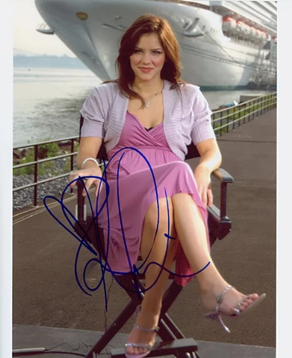 Katharine McPhee autograph