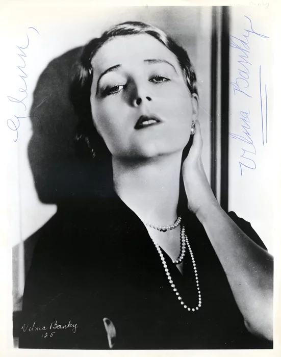 Vilma Banky autograph