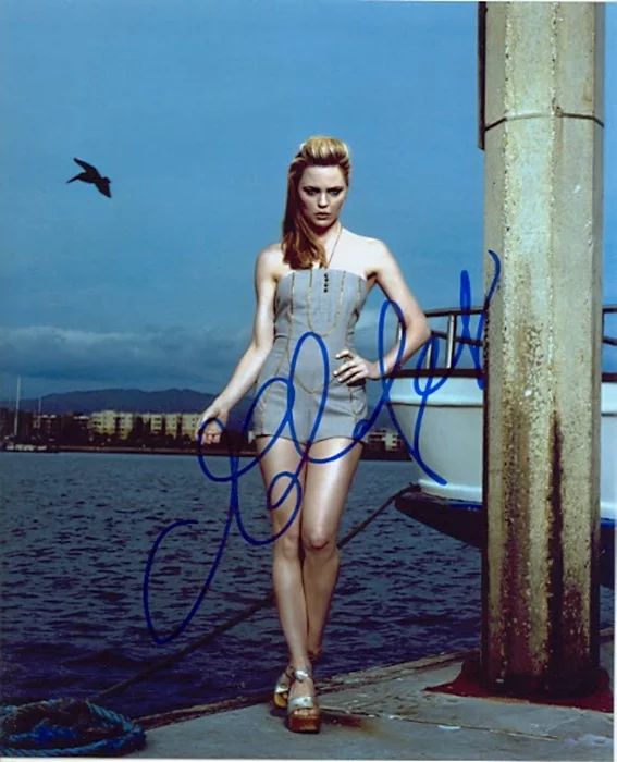 Melissa George autograph