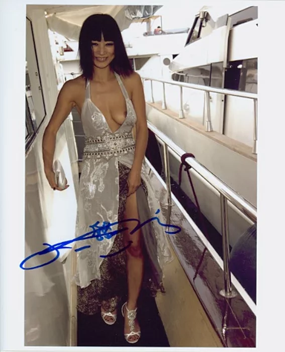 Bai Ling autograph