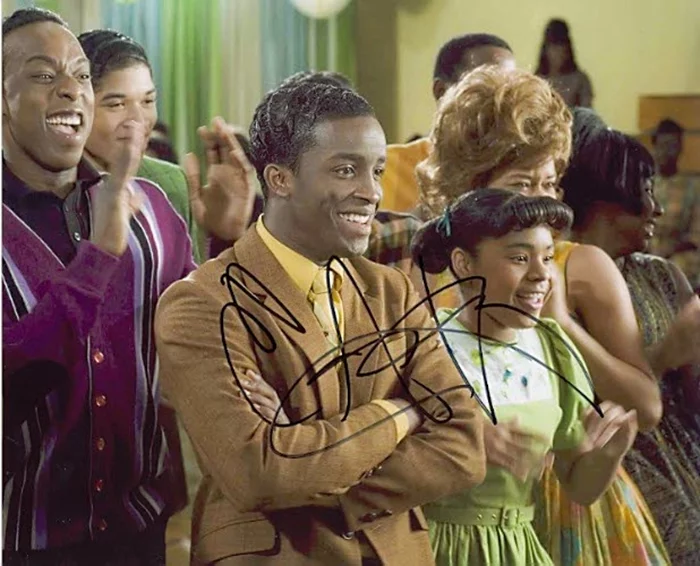 Elijah Kelley autograph