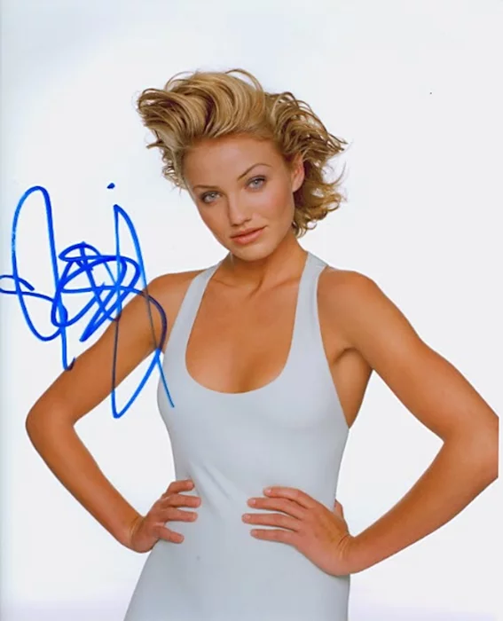 Cameron Diaz autograph