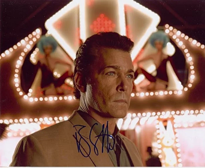 Ray Liotta autograph