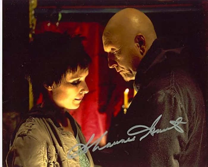 Shawnee Smith autograph